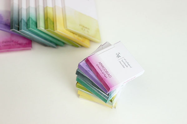 彩色之光， 生態(tài)手工巧克力食品包裝設(shè)計(jì)工程。